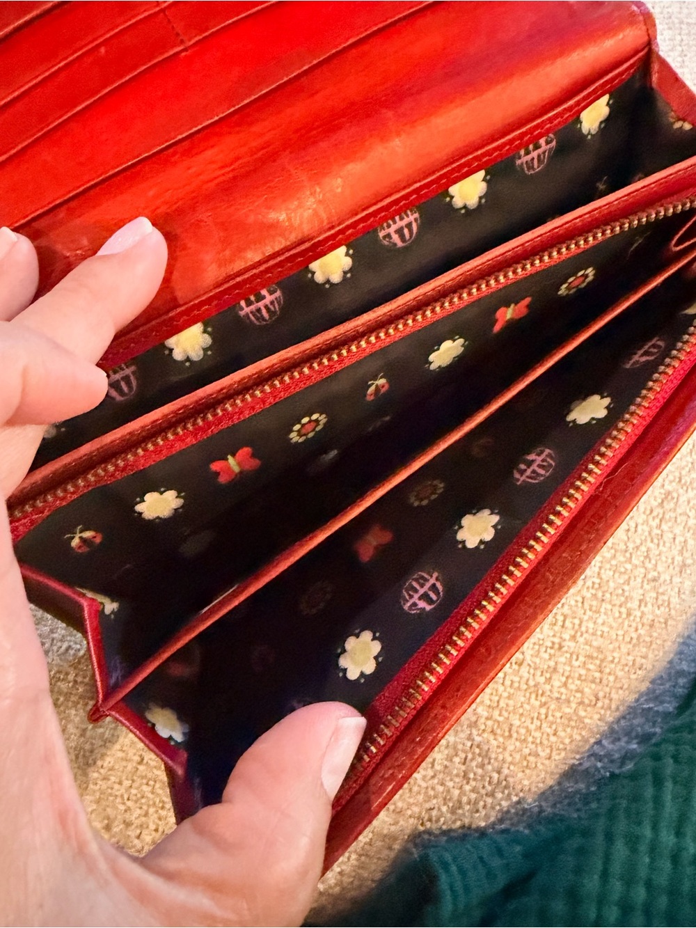 Anna Sui Butterfly Leather Wallet - Picture 5 of 8